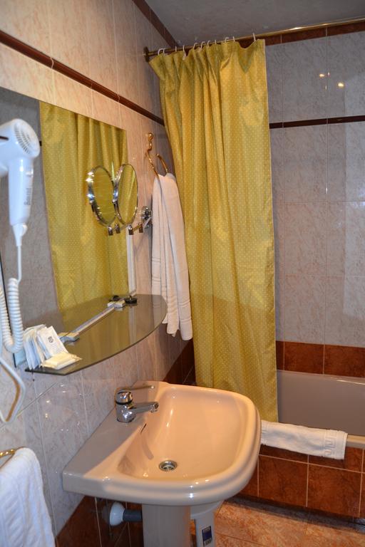 Hostal Don Juan I Alcalá de Henares Room photo